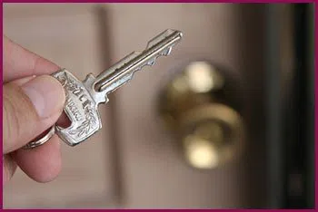 Garfield Locksmith Service Garfield, NJ 973-339-5367 - 14-unlock-door